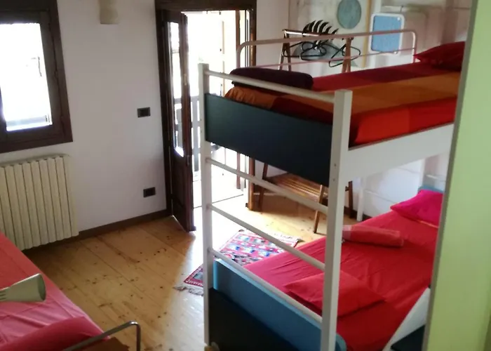 Tra E Monti Hébergement de vacances Dizzasco